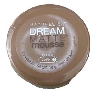 2 Maybelline Dream Matte Mousse Foundation - Dark Cocoa